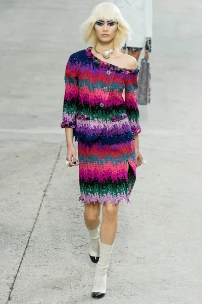 Look 22